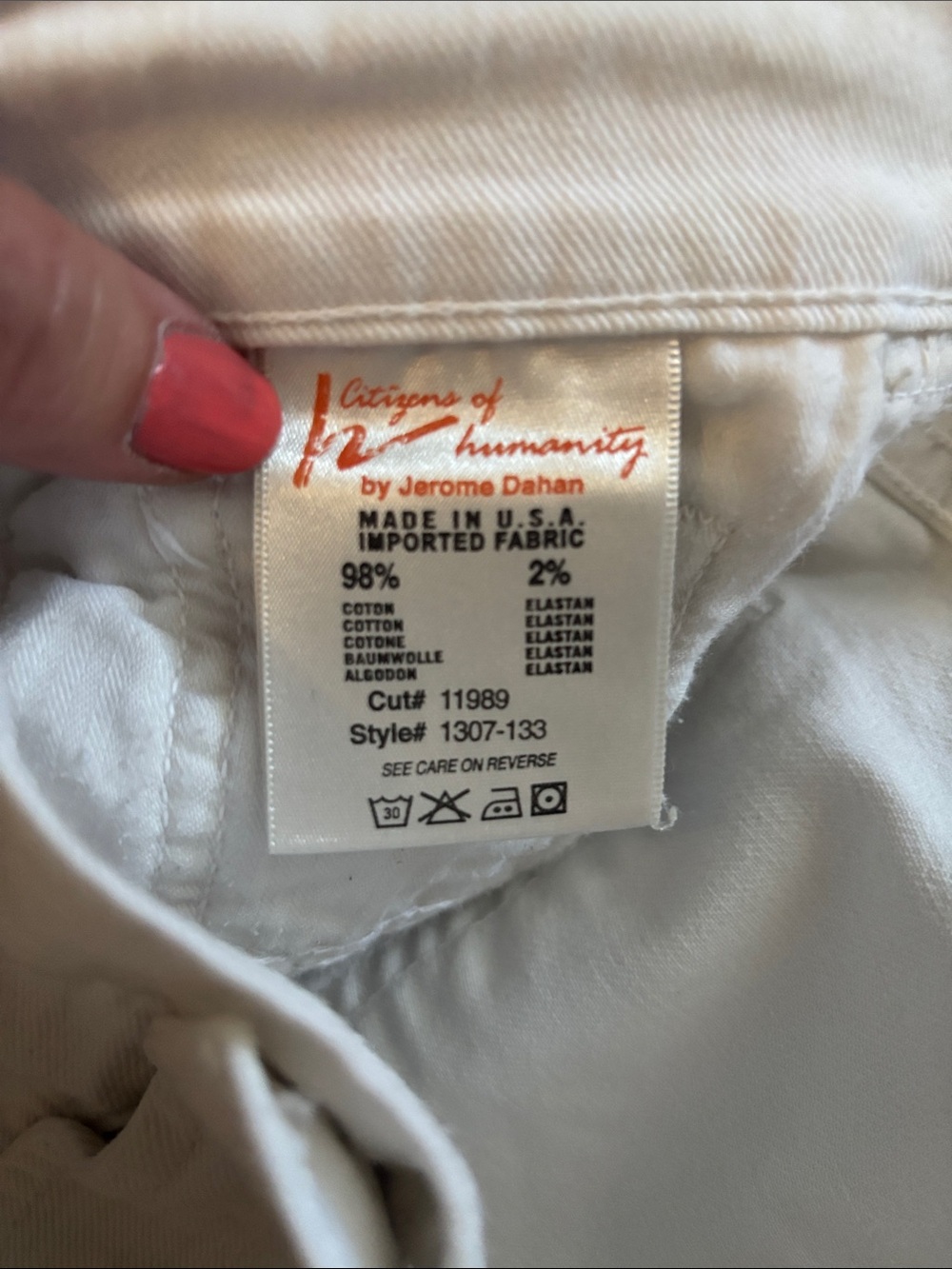 Citizens Of Humanity White Amber Medium Rise Boot cut Jeans with Subtle Hardware - Picture 6 of 10